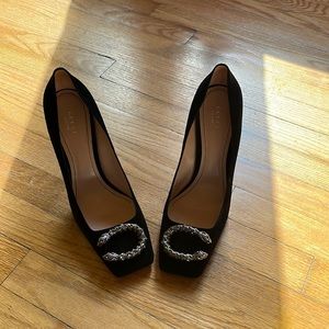 Gently used authentic Gucci Dionysus black suede heels🔥🔥🔥